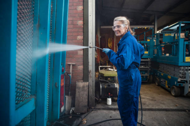 Best Warehouse Cleaning  in Renville, MN
